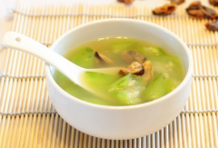 哪些技巧能让丝瓜汤更好吃？