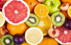 去了皮的水果，如何防止氧化变黑？